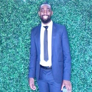 Meet your Posher, Booker